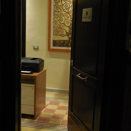 Hotel Domus Laurae Roma Exterior foto