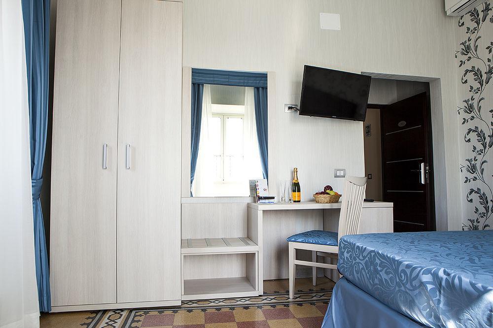 Hotel Domus Laurae Roma Exterior foto