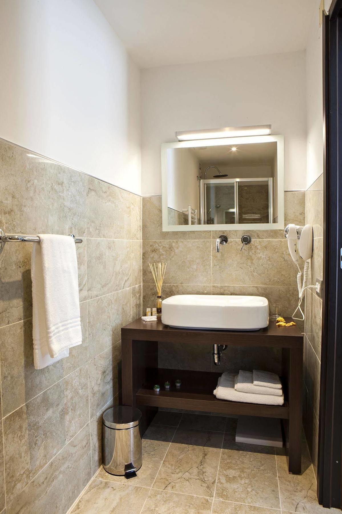 Hotel Domus Laurae Roma Exterior foto