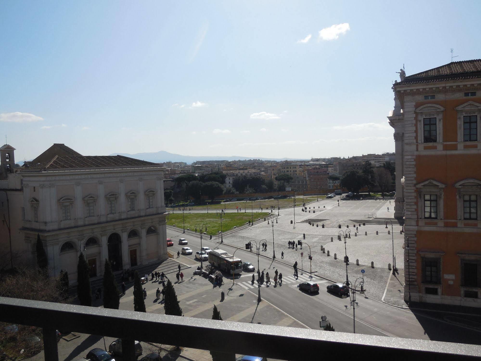 Hotel Domus Laurae Roma Exterior foto